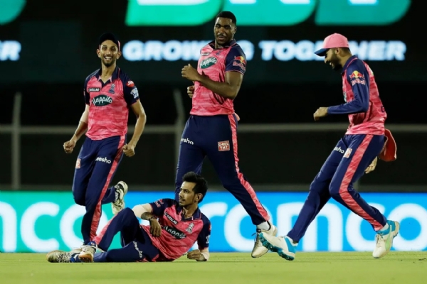 Chahal recreates his viral meme after taking his maiden IPL hat-trick