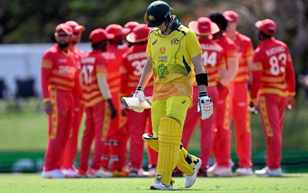 Zimbabwe beats Australia 