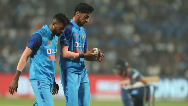 Arshdeep Singh becomes first India bowler to bowl hat-trick of no-balls in T20I